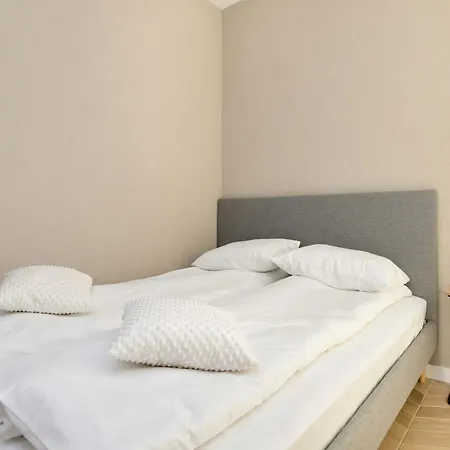 Nowoczesny I Jasny Apartament Na Wyspie Spichrzow By Noclegi Renters *